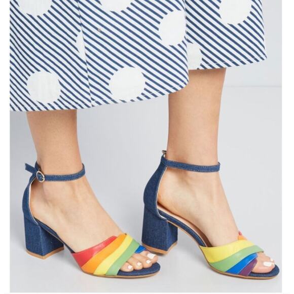 MODCLOTH Limitless Radiance Rainbow Denim Block Heel Ankle Strap Sandals Sz - Picture 2 of 8